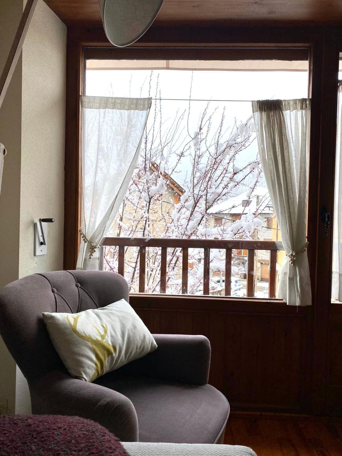 Apartament Deluxe Espot - L'Amfitriona Zewnętrze zdjęcie